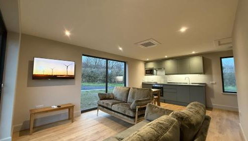 Loganlea Lodge - Photo 3