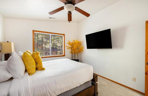 Chalet in the Pines Spa Game Room Wraparound Deck - Foto 10