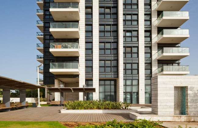 Luxury Penthouse on High Floor with Hot Tub - Foto 28