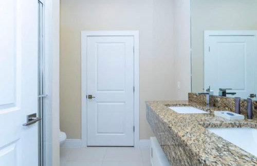 Stunning 4Bd Close to Disney @ Magic Village 7614 - Foto 82