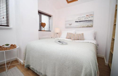 Coastal penarth dream! Close to Cardiff superb location near bars and restaurants! Dog friendly and welcome breakfast pack! - Foto 9