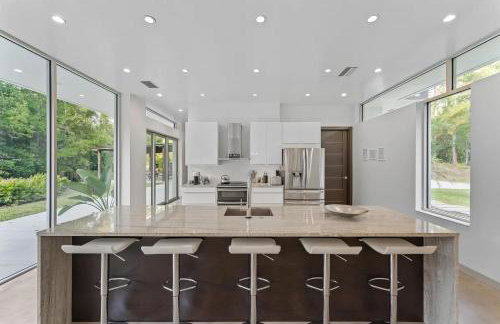 Floral City Oasis - Pool, BBQ Area & Forest View - Foto 20