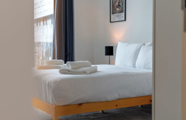 Chic & Stylish 2Bed in Heart of London - Photo 12