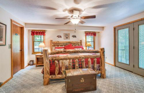 3 Mi to Table Rock Lake Cabin with Fire Pit! - Foto 12