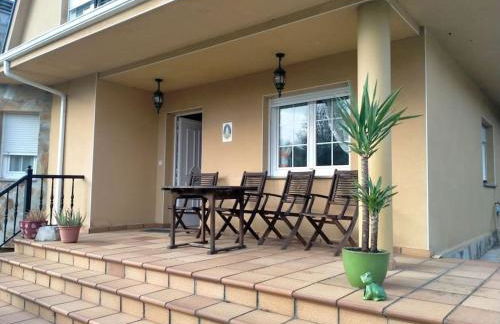 Preciosa casa en A Caridad - Foto 2