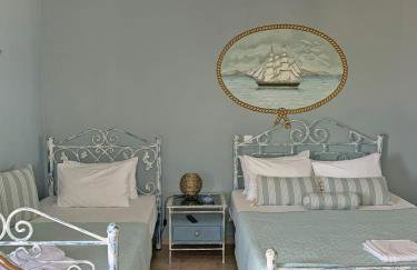 Akrotiri Rooms - Photo 36