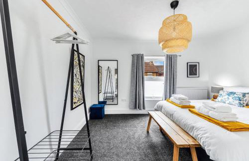 Spacious Bedford House Sleeps 6 Superfast WiFi Weekly Rates - Foto 23