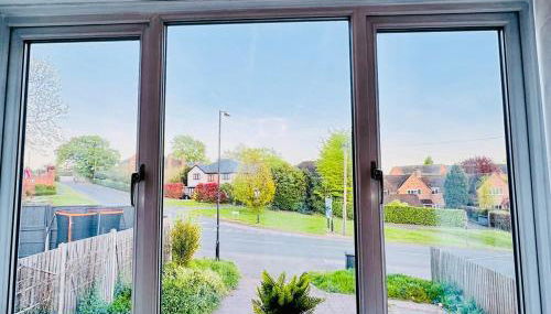 Beautiful and Spacious 4 Bed Room House In Coleshill-NEC - Foto 3