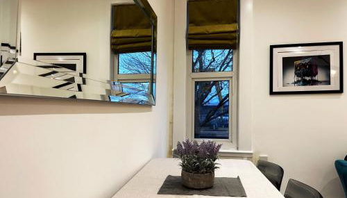 Evelyn's Place hosted by AirOperate - Foto 5