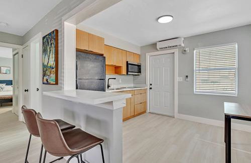 North Hollywood Beach 1BR | Walk to Ocean - Photo 7