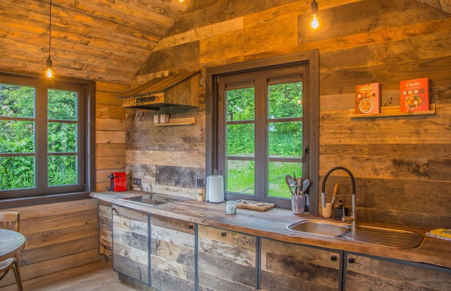 Holiday Home in Ferrieres With Garden - Photo 7