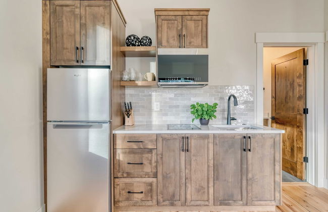 Grand Fir by Avantstay Hot Tub and Firepit - Foto 18