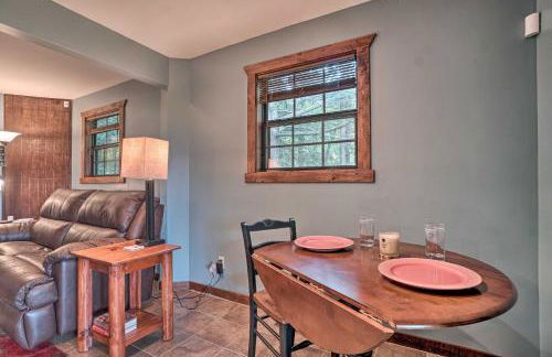 Yellow Mountain Blairsville Cabin with Scenic Deck - Foto 6