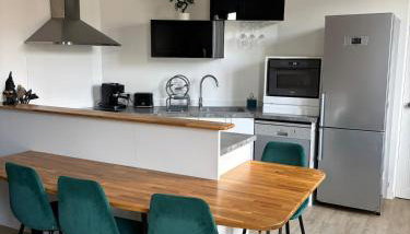 Charming modern & bright apartment - Photo 2