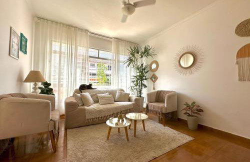 Casa sobrado espaçosa com 3 quartos em Santos - Foto 1