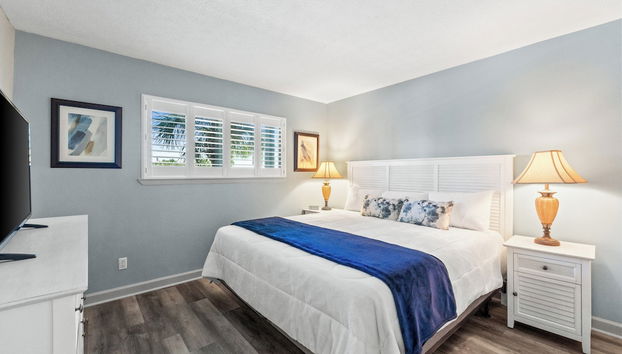 Nautical Watch by Book That Condo - Foto 3, Habitación