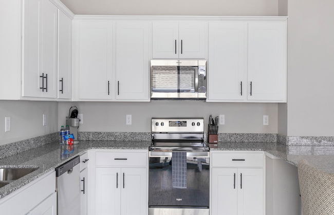 Landing Apartments Huntsville - Photo 6