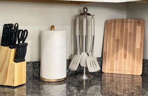 Perfect 4Bd with King Bed Vacation Home - Photo 19