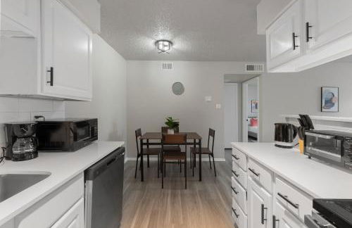 The Landry 157 Spacious and Cozy 1 Bedroom 1bth - Foto 12