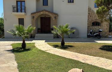 Onirozo Koroni Private Villa - Photo 3