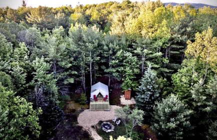 Gorgeous Safari Tent Rental Ideal for Glamping in Upstate New York - Photo 5