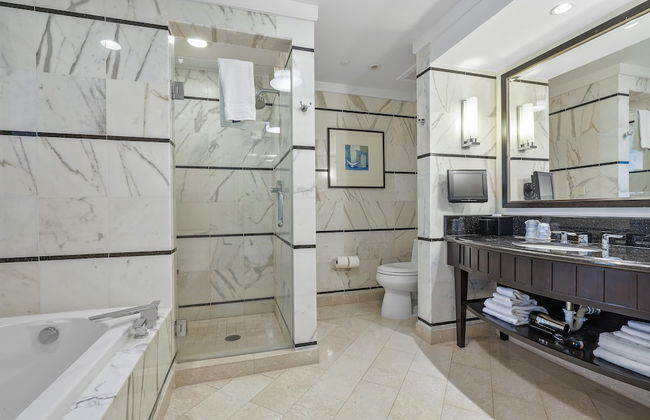 Junior Suite 1 At Sorrento S- Fontainebleau Miami Beach Studio Bedroom Home by RedAwning - Foto 12