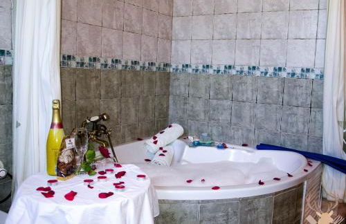 Cueva Arroyo Molino - CuevasCazorla - Foto 26