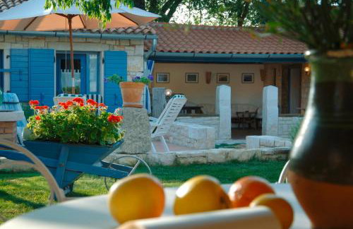 Stancija Baladur in Rakovci - 3 Häuschen für insgesamt 6 Personen Baladur 3 - Foto 2