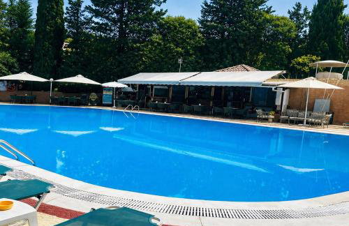 Donna's Luxury home in Kassiopi with Pool 300m to Sea - Photo 40