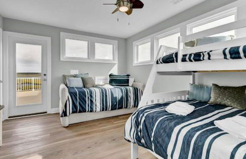 Seaside Serenity Beautiful Home on Topsail 7 BR - Photo 13