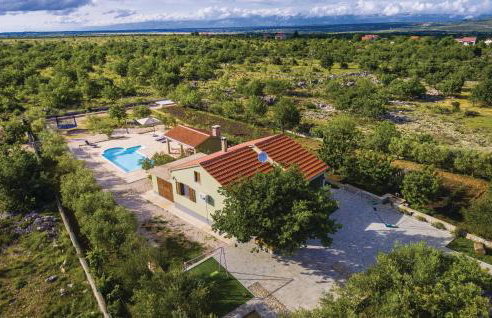 Two-Bedroom Holiday Home In Biograd - Foto 1