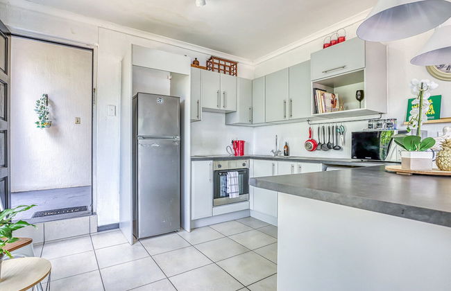 Chic Midtown Studio-1 Bed-solar-pool-fibre-samrand - Foto 8