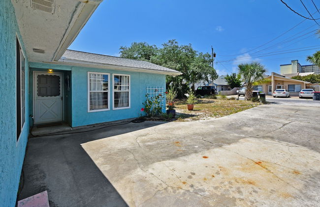 Emerald Sunset by Book That Condo - Photo 41