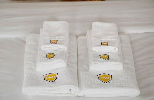 Charming 2Beds with Mountain & Ocean Views - Foto 20