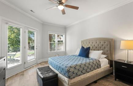 Lakefront 6bdr, Priv Dock, Game Room, Firepit Jake's Lake House by Avantstay - Foto 96