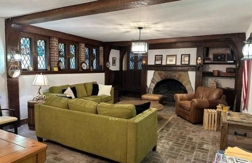 Stoneleigh - Historical Country Estate - Photo 41