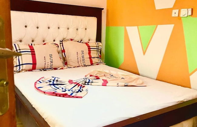 1 Bed Studio Sleeps 2 - Canal View, Parking, Wifi - Foto 2