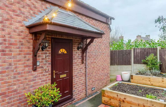 Cosy Village Apartment in Nottingham With Parking - Foto 13