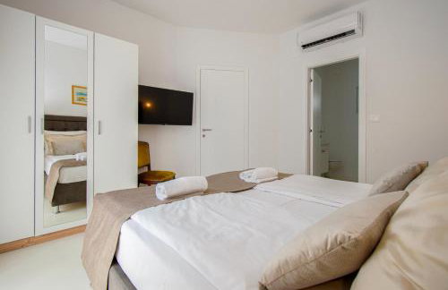 Modern Villa Angelina in Poreč - by Istrabook - Foto 34