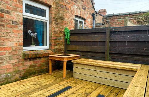 The Victoria - Quaint Victorian Home With Free Parking - Foto 38