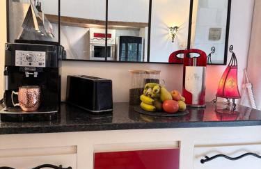 Small Provencal Castle with Swimming Pool, Tennis, Gym & Calm - Foto 47