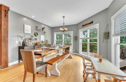 The Retreat at Wildwood - Hot Tub Theater & Deck - Foto 12