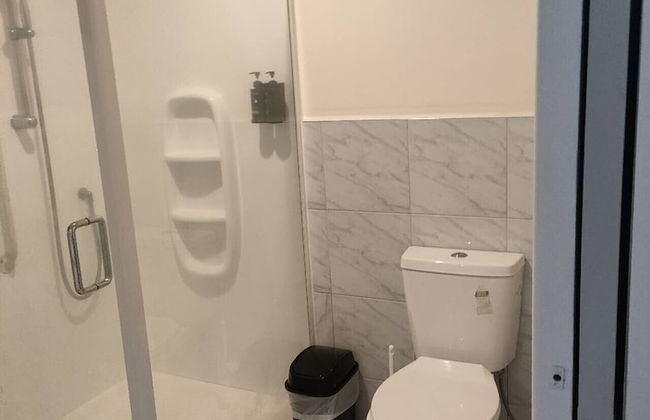 3 Bedroom Garden Chalet B - Photo 12