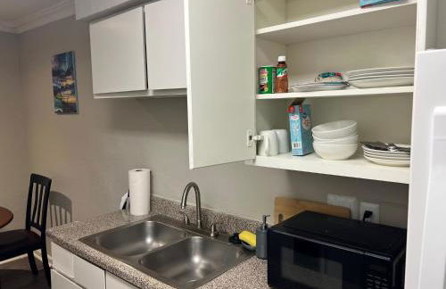 Beautiful 1-bedroom Townhome with nice amenities - Foto 11