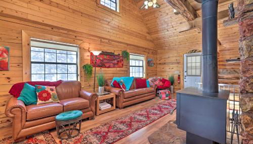 Rustic Duck Creek Village Cabin with Fire Pit! - Foto 4