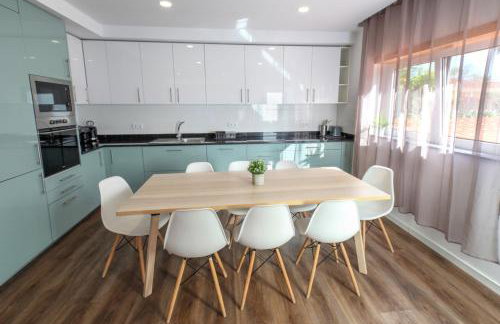 Cozy Apartment With Garden - Photo 21