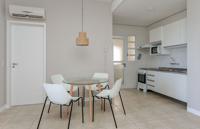 Aquarelle by Viva Prédio nos Ingleses pé-na-areia com piscina - Photo 72