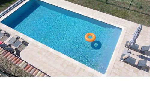 Chambre d'étape et Gîte de séjour- DomaineSalamandre-fr - Piscine, Nature, GR65 et Télétravail - Foto 2, sunbed