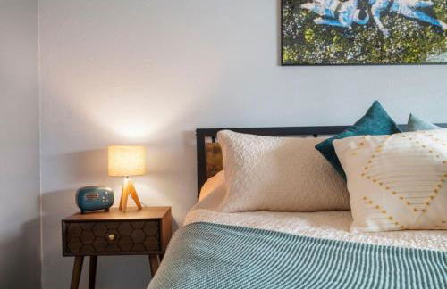 Sunkissed Private Pool 3BR Oasis w Outdoor Lounge - Foto 36