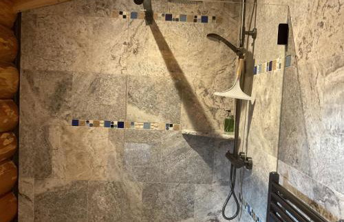 Rowan - Tedstone Log Cabins - Foto 15